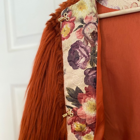 Motel faux fall coat  ❤️ - Picture 3 of 8